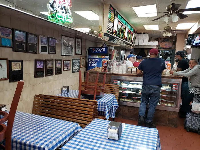 John & Joe's Pizzeria and Restaurant Picture 7