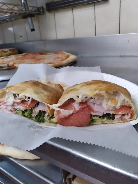John & Joe's Pizzeria and Restaurant Picture 3