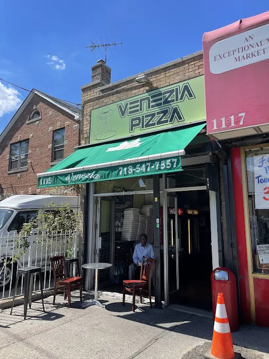 Venezia Pizza Picture 6