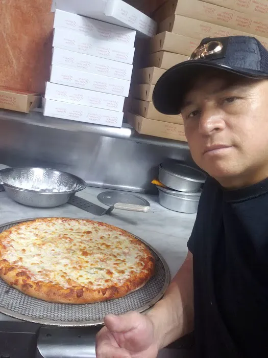 New Mama's Fried Chicken & Pizza Picture 10