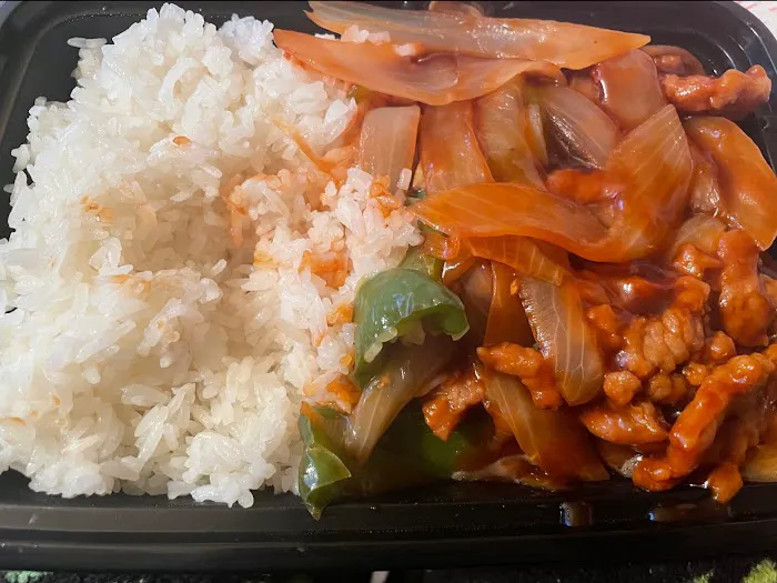 Little Chopsticks Kitchen Picture 2