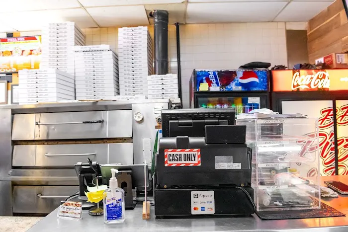 BB Pizza & Dine Picture 3