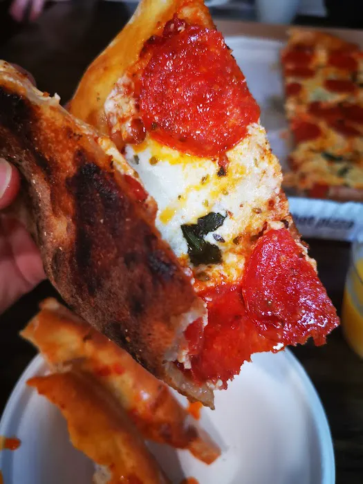 Sorrento's Pizzeria Restaurant Picture 6