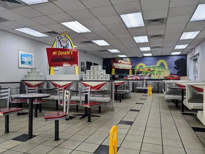 McDonald's Picture 8