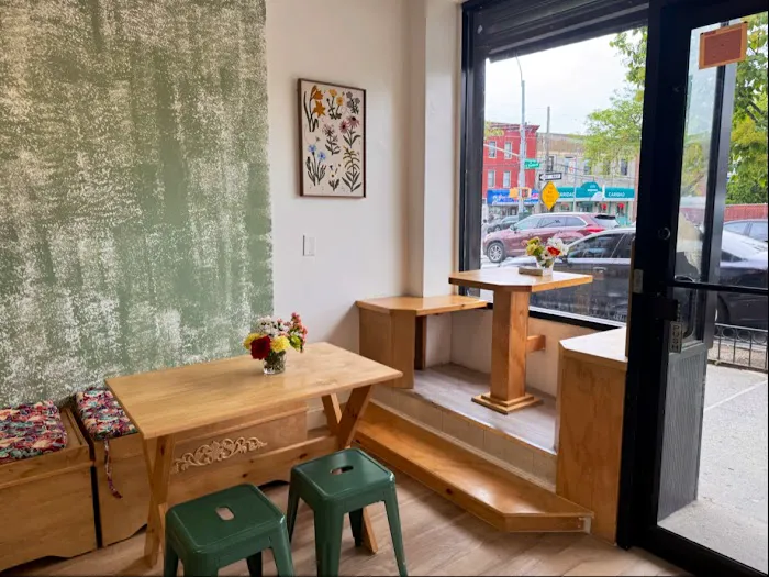 Daisy's Juice Bar & Café Picture 7