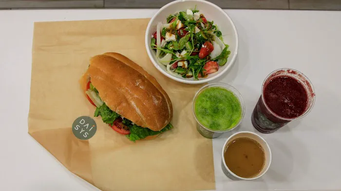 Daisy's Juice Bar & Café Picture 3