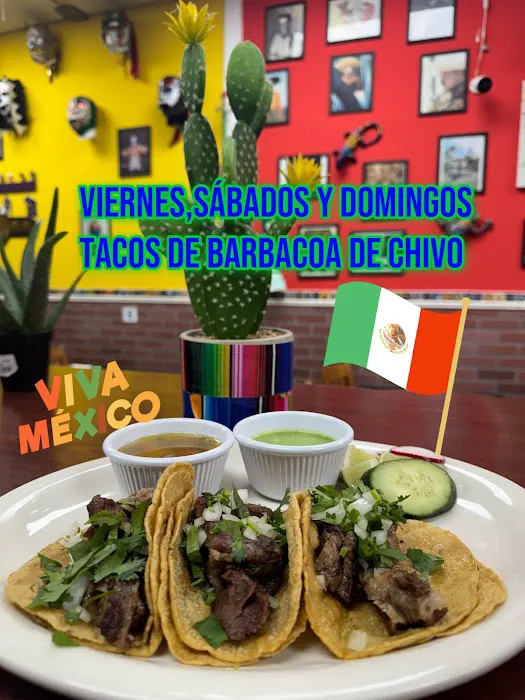Taqueria el chiltepin Picture 9