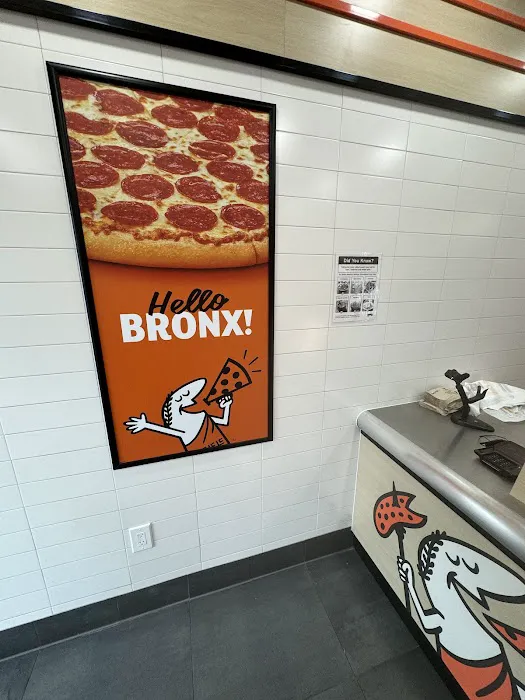 Little Caesars Pizza Picture 2