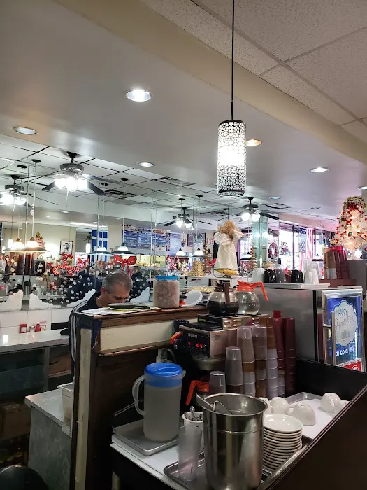 Liberty Diner Picture 3