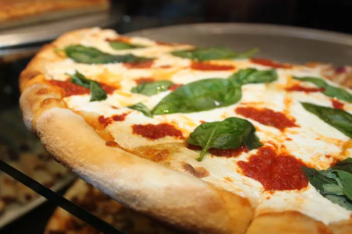 Mia Pizzeria Picture 7