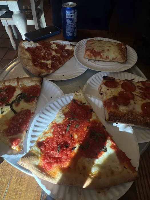 Original Joe’s Pizzeria Picture 9