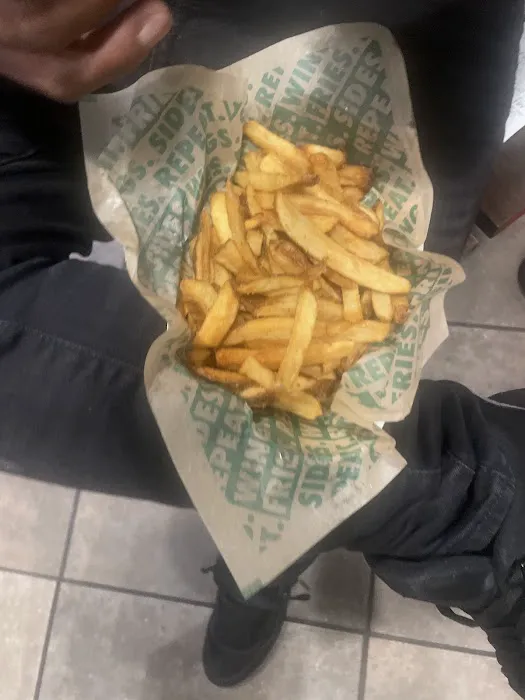 Wingstop Picture 2