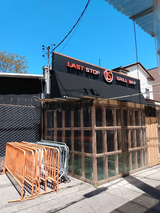 Last Stop Bar & Grill Picture 8