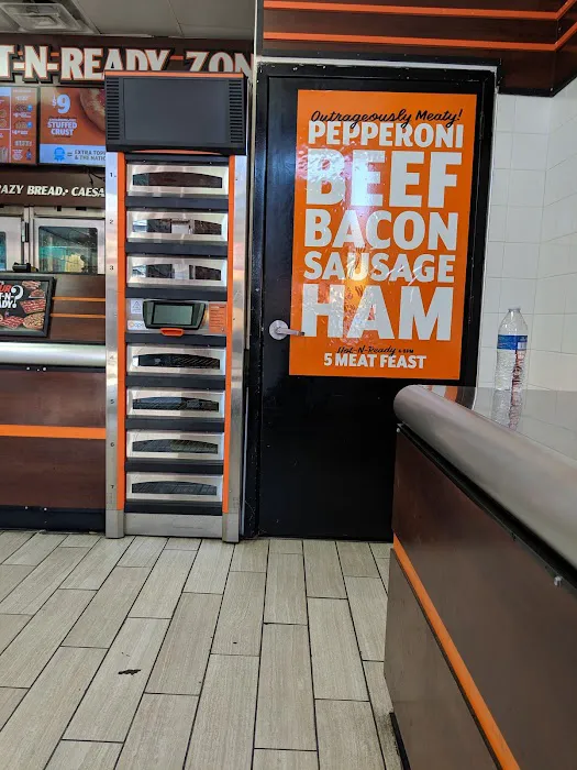 Little Caesars Pizza Picture 8