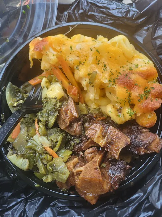 ISLAND HUT CARIBBEAN TASTE & LOUNGE Picture 6