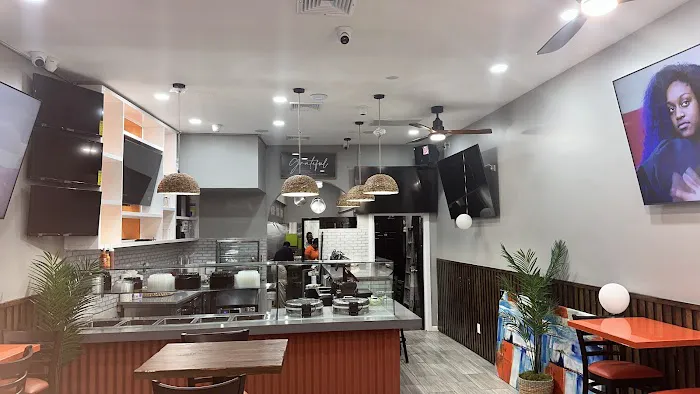 ISLAND HUT CARIBBEAN TASTE & LOUNGE Picture 1