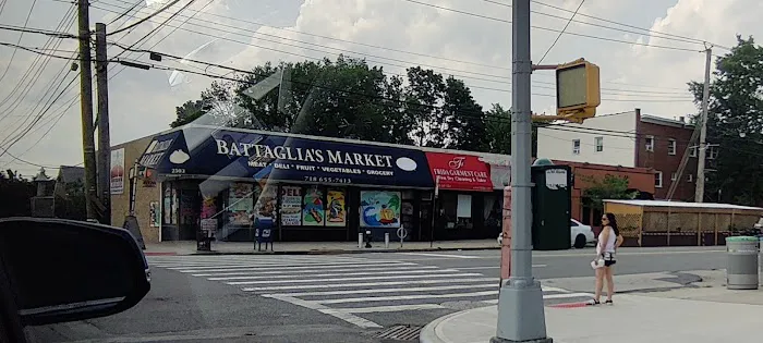 Battaglias Market Picture 4