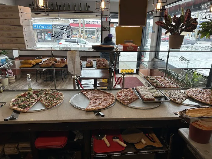 Nora Pizza Picture 7