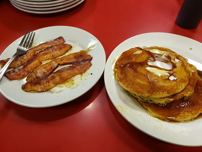 Dyre Ave Diner Picture 2