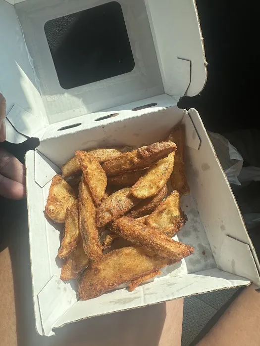 Buffalo Wild Wings 'GO' Picture 4