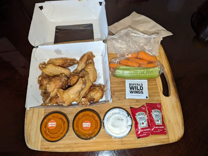 Buffalo Wild Wings 'GO' Picture 6
