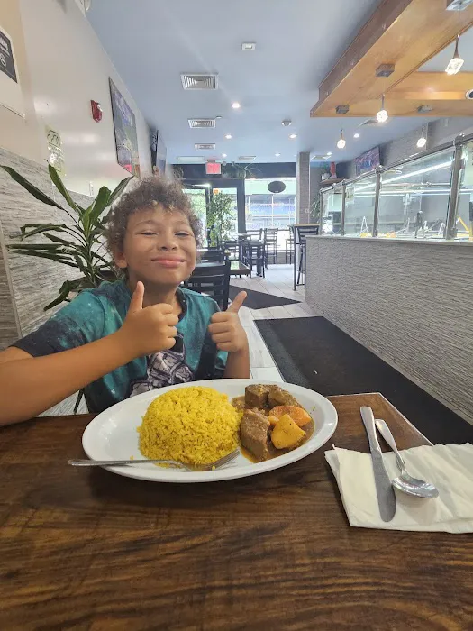 Golden Krust Caribbean Restaurant Picture 8