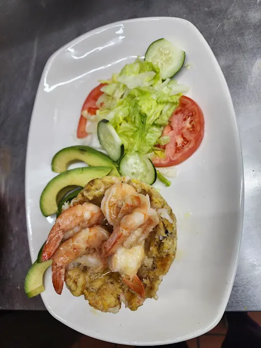Tropilyz Restaurant Picture 1