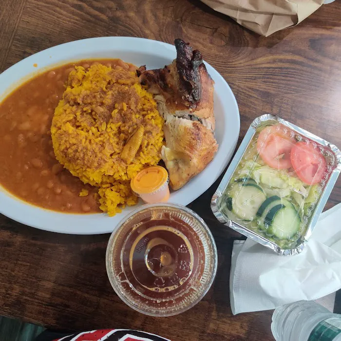 Tropilyz Restaurant Picture 6