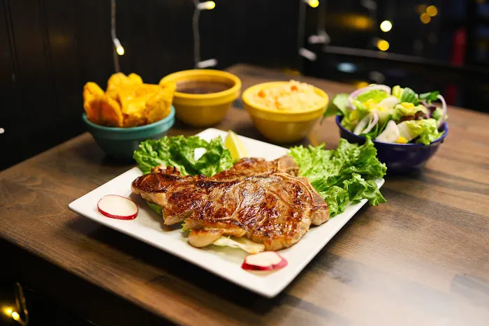La Patrona Restaurant Picture 6
