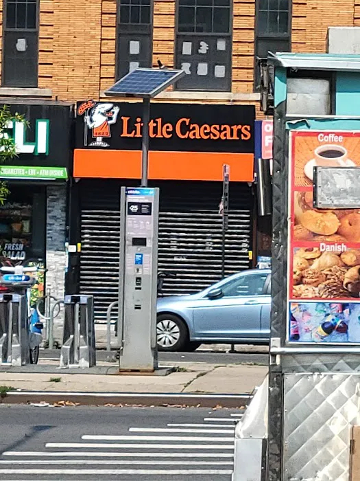 Little Caesars Pizza Picture 8