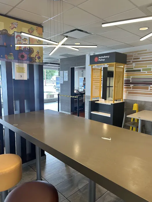 McDonald's Picture 2