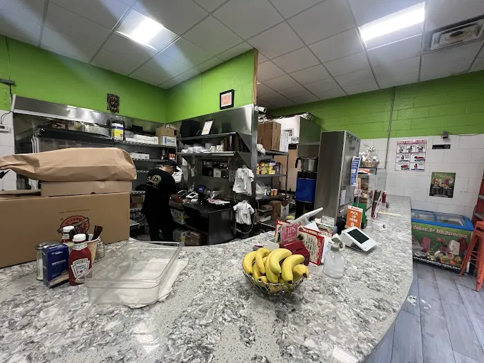 JOHNNY'S CAFE Picture 2