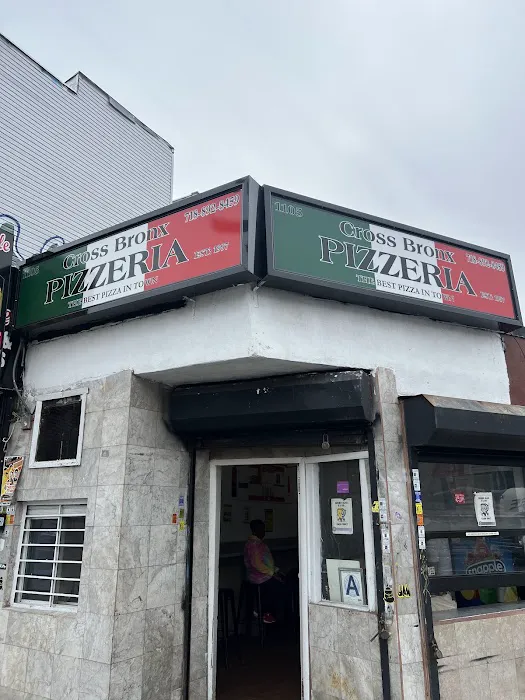 Cross Bronx Pizzeria Picture 6