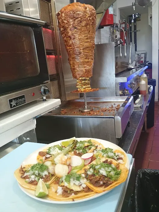 La Casa del Taco Picture 6