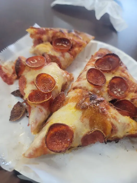 Cestra's Pizza III Picture 6