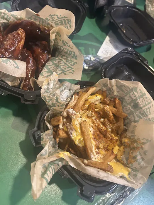 Wingstop Picture 9