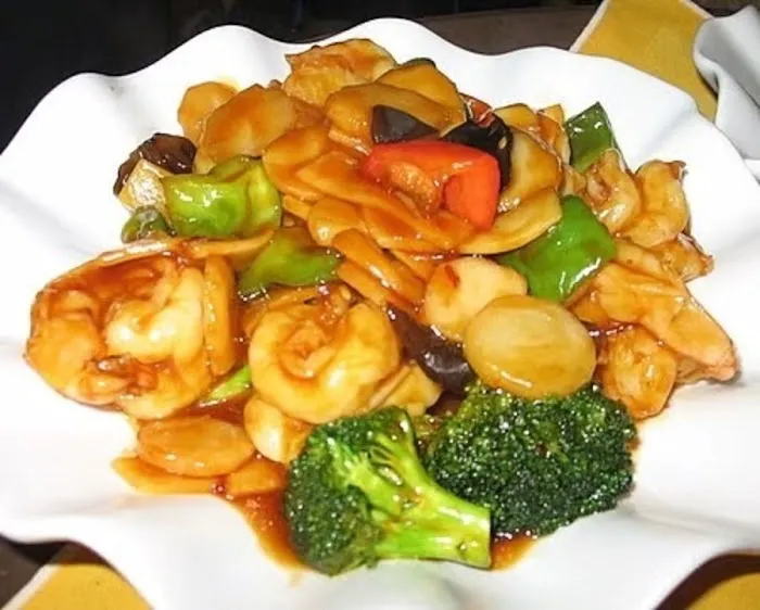 Empire Wok - Chinese Asian Western Fusion Cuisine Food Restaurant Bronx New York Picture 2