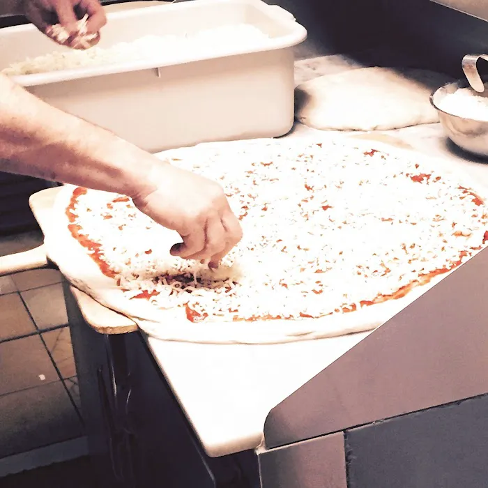 Ljubo's Pizza Picture 6