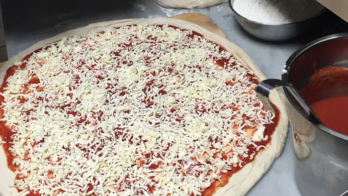 Ljubo's Pizza Picture 8