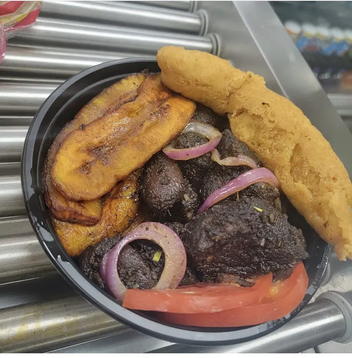Yardi Deli and Grocery Picture 9