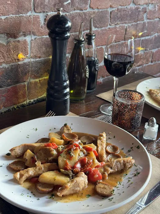 Misto Restaurant and Bar Picture 6