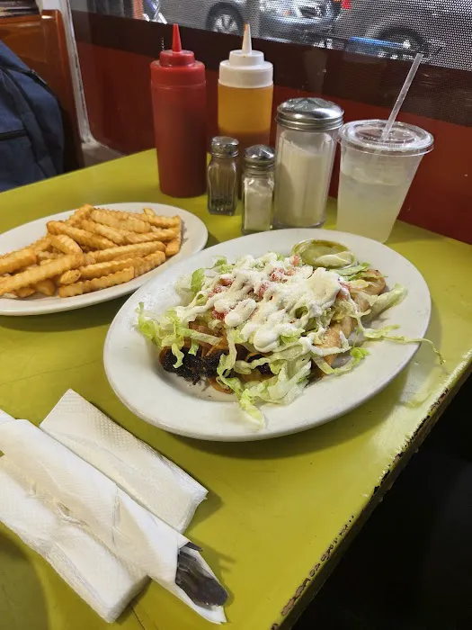 Madison Cafe Picture 5