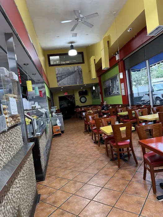 Madison Cafe Picture 2