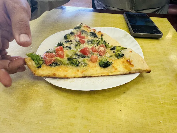 Fratilli's Pizza Picture 9