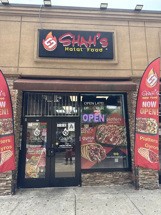 Shah’s Halal Food Westchester Square Picture 2