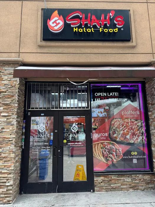 Shah’s Halal Food Westchester Square Picture 1