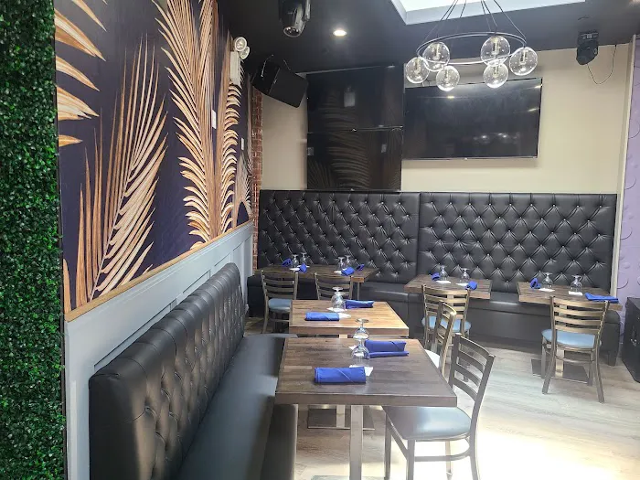 Edge Restaurant & Lounge Picture 2
