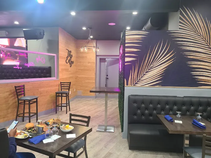 Edge Restaurant & Lounge Picture 6