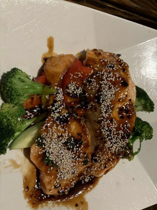 Yumi Asian Bistro Picture 1