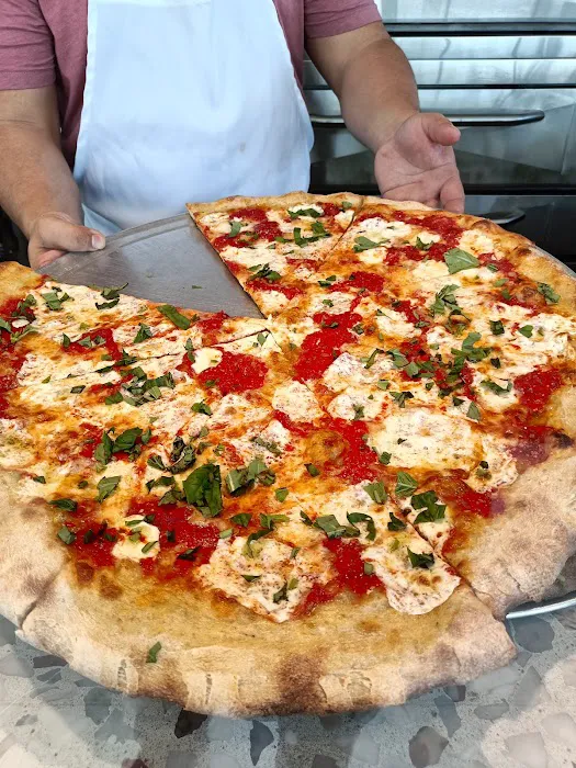 Strictly Pizza Picture 9